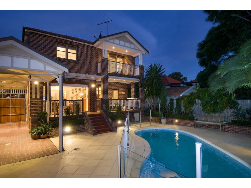 20 Arthur Street, Concord NSW 2137