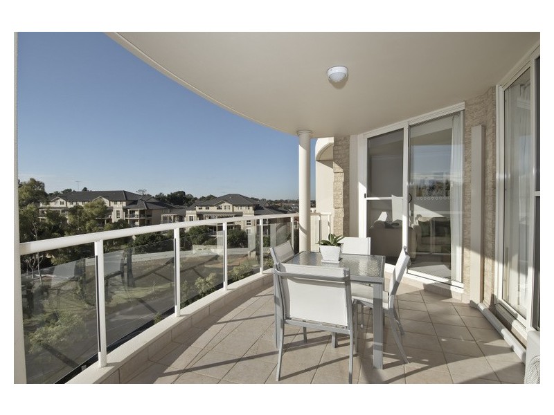 401/6  Wentworth Drive, Liberty Grove NSW 2138