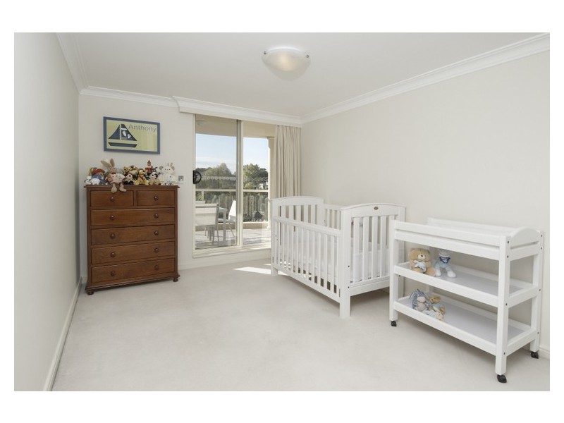 401/6  Wentworth Drive, Liberty Grove NSW 2138