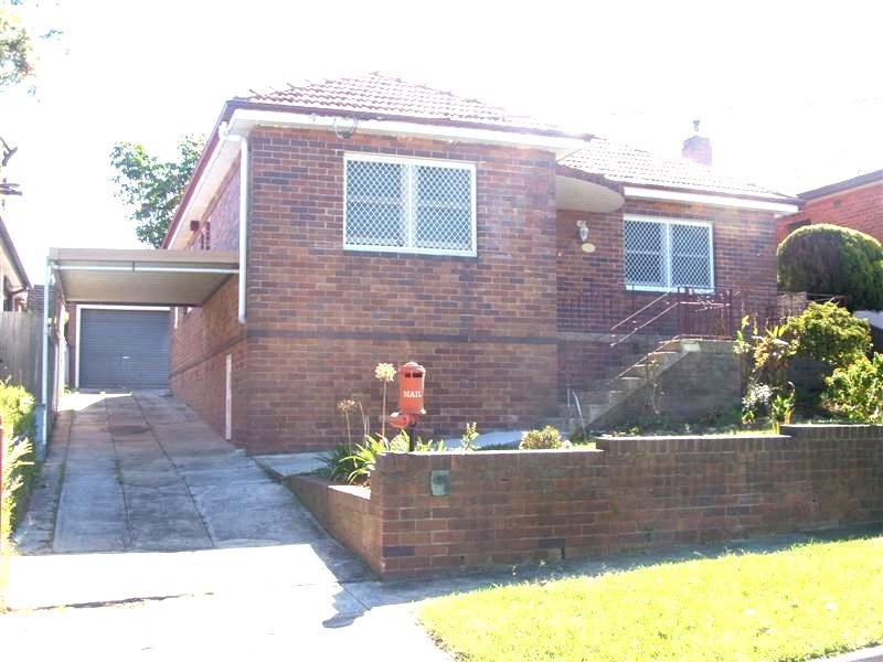 4  Dorking Road, Cabarita NSW 2137