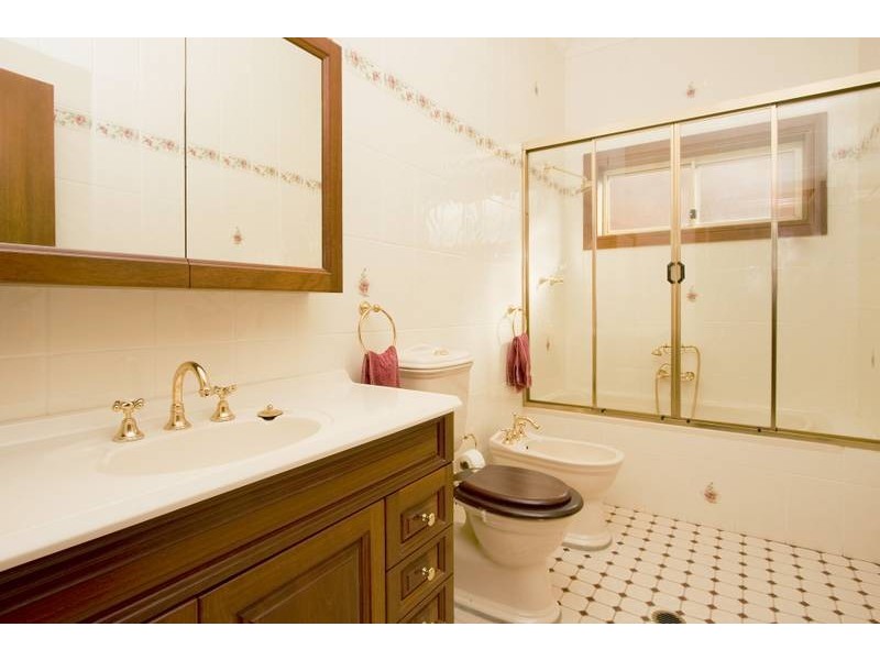 15  Links Avenue, Concord NSW 2137