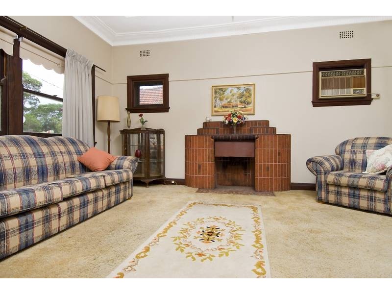 196  Queen Street, Concord West NSW 2138