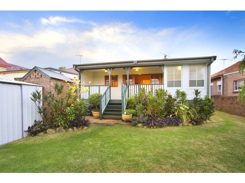 4  Pitt Street, Concord NSW 2137