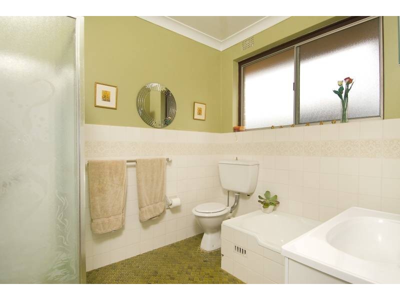 4/21  Burton Street, Concord NSW 2137