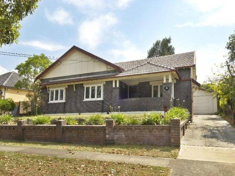 4 Inverary Street, Concord NSW 2137