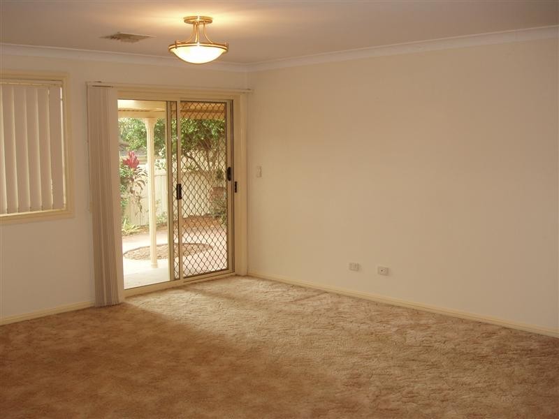 4/28  MELROSE AVENUE, Sylvania NSW 2224