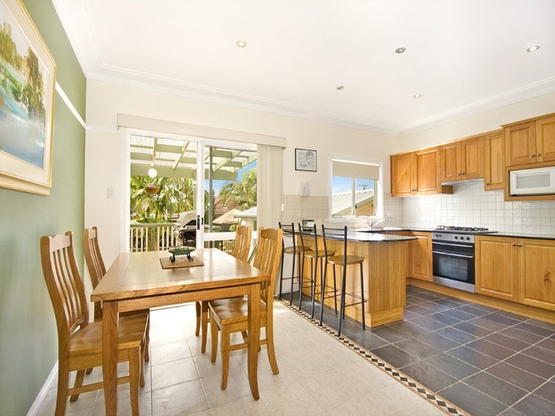 4 Seventh Avenue, Loftus NSW 2232