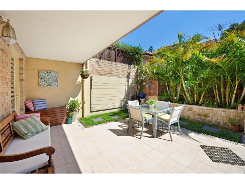 8/88 Yathong Road, Caringbah NSW 2229