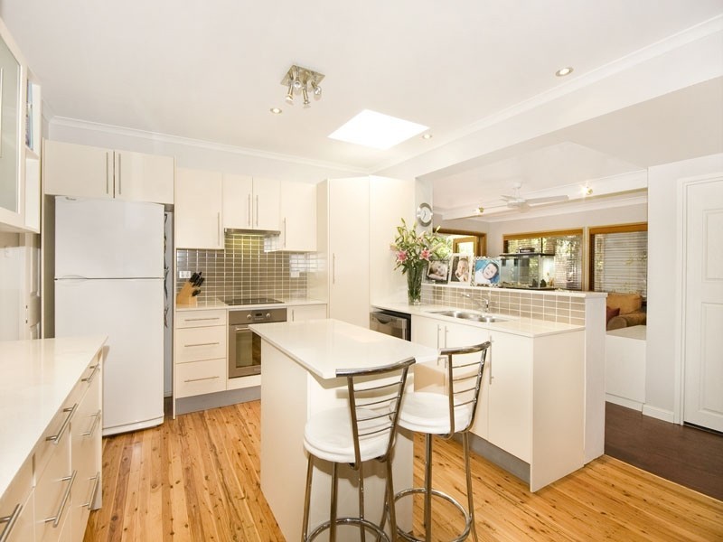 27 Johnston Avenue, Kirrawee NSW 2232