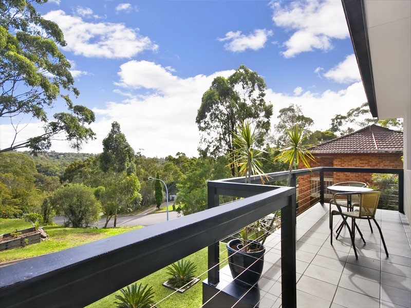 4 Glenora Road, Yarrawarrah NSW 2233