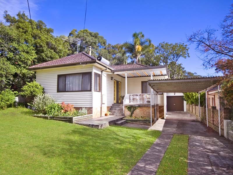 15 Oakwood Street, Sutherland NSW 2232