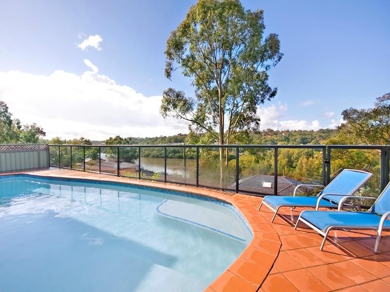 6 BALANDRA PLACE, Kareela NSW 2232