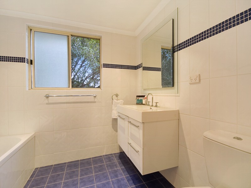 10/14-18 Railway Crescent, Jannali NSW 2226