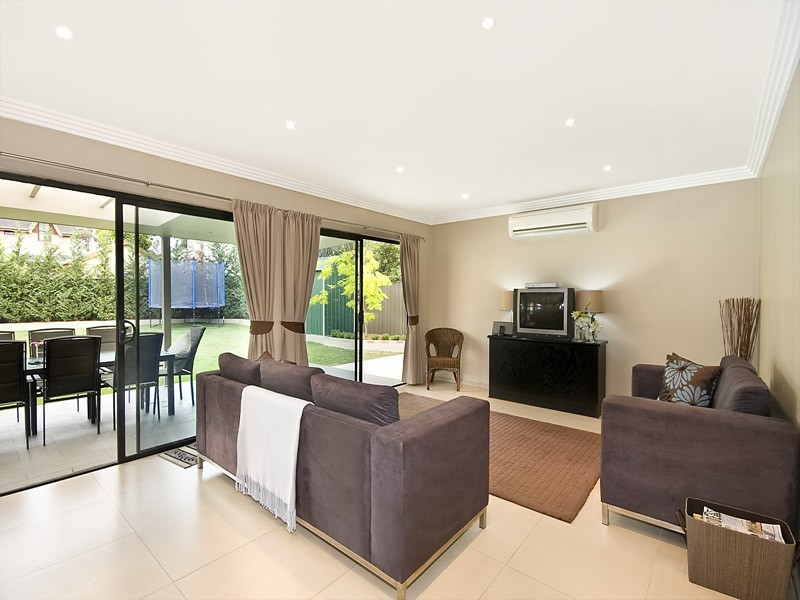 258 President Avenue, Miranda NSW 2228