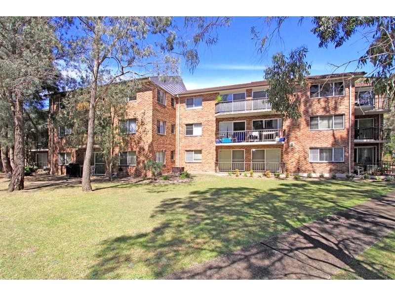 27/29-35 Preston Avenue, Engadine NSW 2233