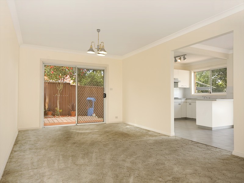 4/8 Pembroke Street, Sylvania NSW 2224