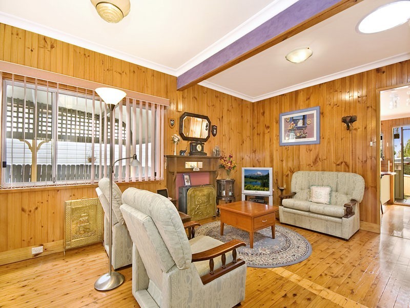 40 Wolger Street, Como NSW 2226