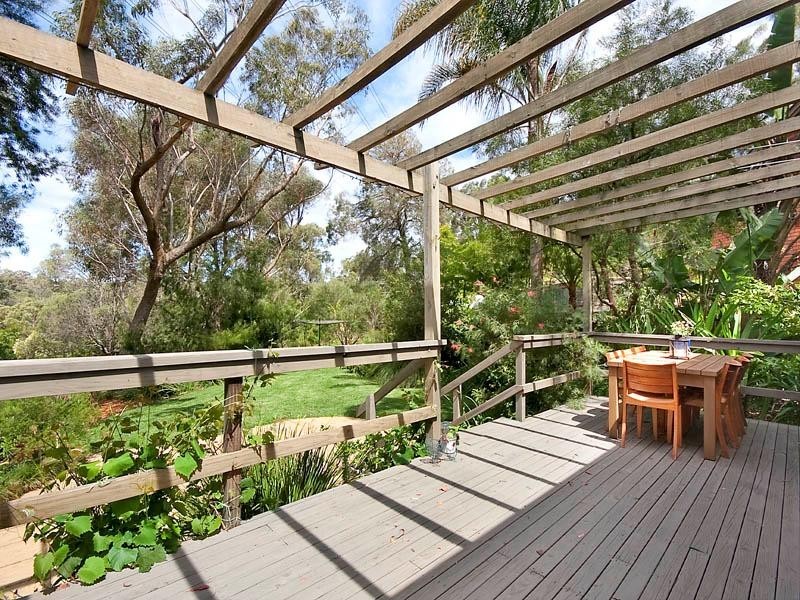 2  Pierce Place, Bonnet Bay NSW 2226