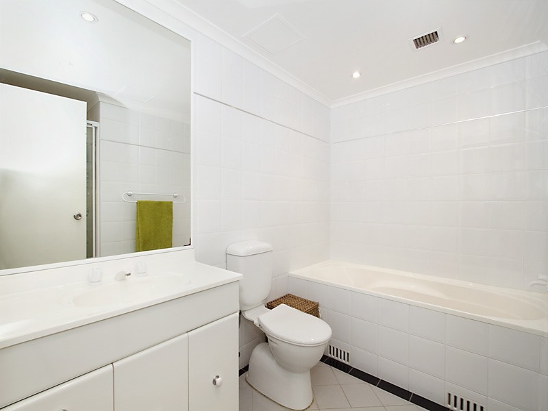 91/8-14 Willock Ave, Miranda NSW 2228