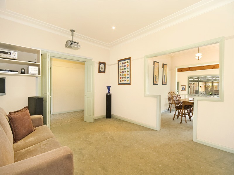 31  Kenneth Avenue, Kirrawee NSW 2232