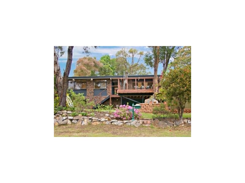 32 Stirling Avenue, Kirrawee NSW 2232