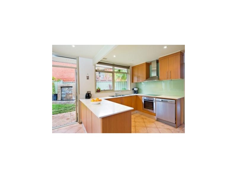 32 Stirling Avenue, Kirrawee NSW 2232