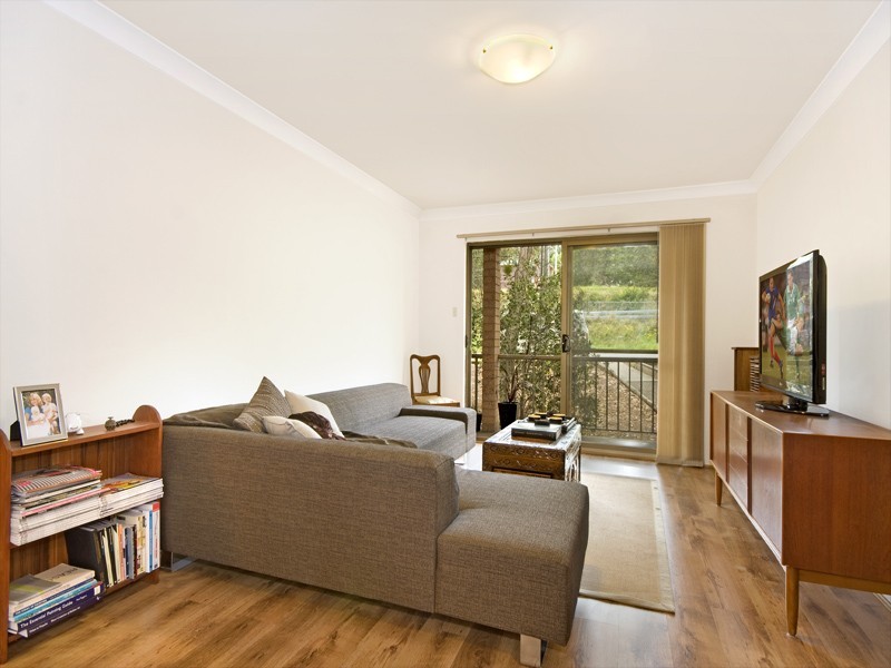 23/8-12 Railway Crescent, Jannali NSW 2226