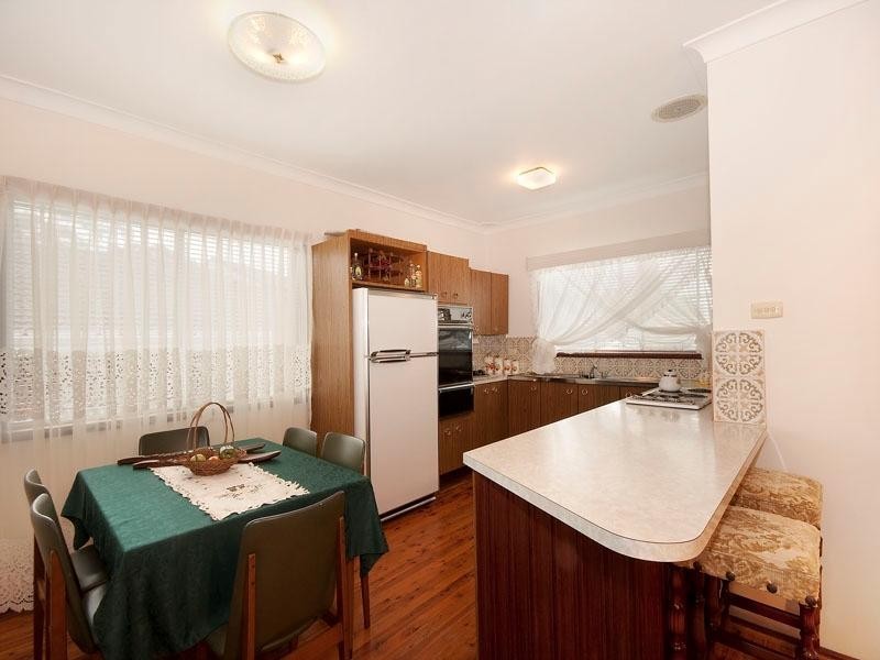 20 Meadow Place, Miranda NSW 2228