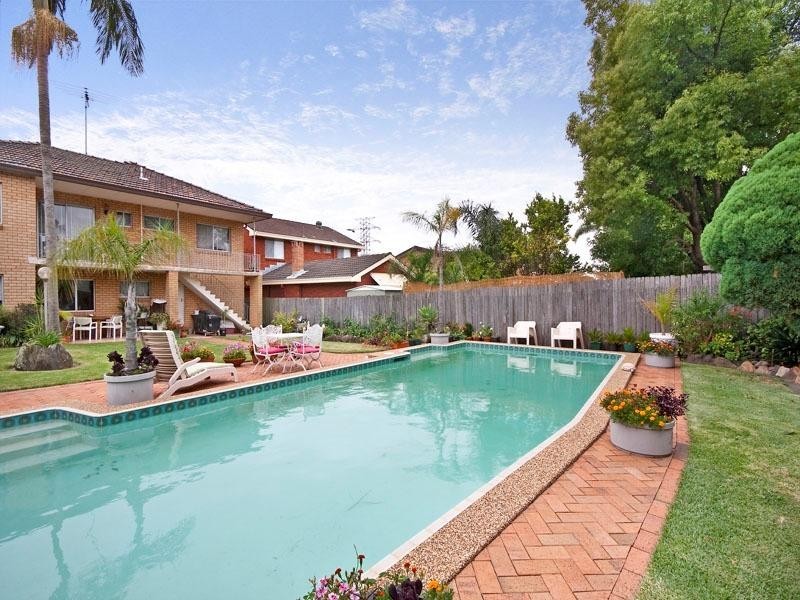 20 Meadow Place, Miranda NSW 2228