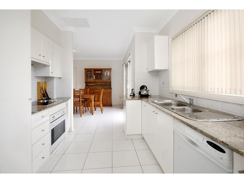2/21 Kirk Crescent, Kirrawee NSW 2232