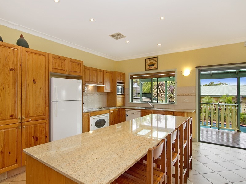 75  Rocklea Crescent, Sylvania NSW 2224