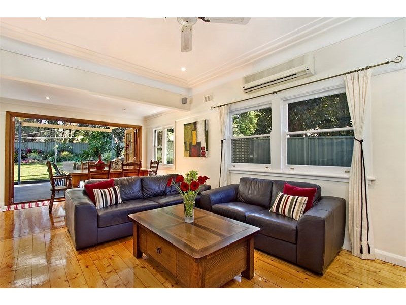 15  Mulyan Street, Como NSW 2226