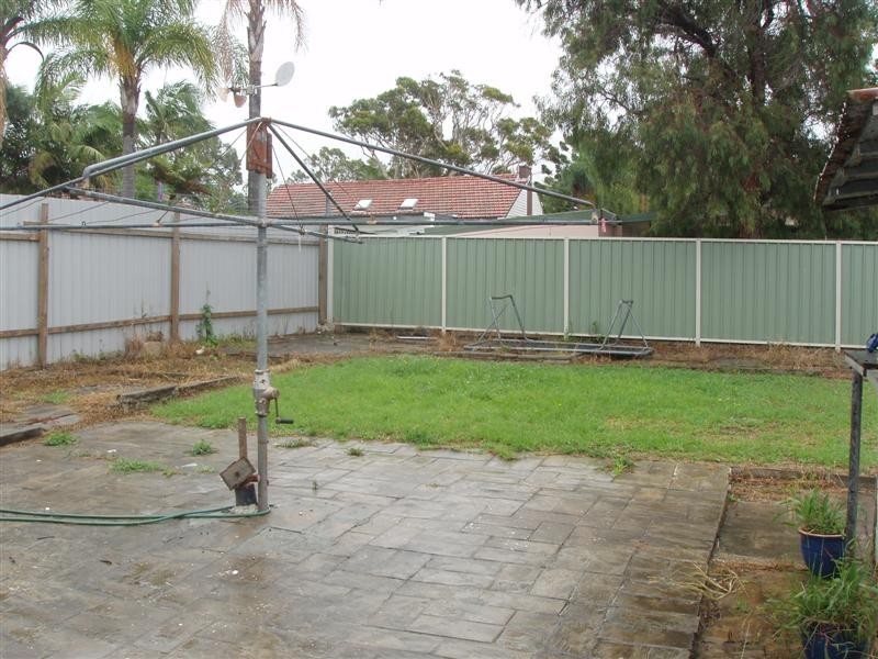 11 TERRACE AVENUE, Sylvania NSW 2224