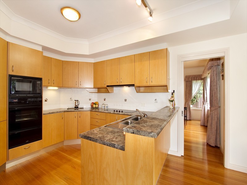 1  Onslow Place, Sylvania NSW 2224