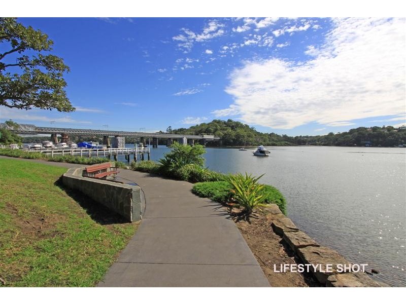 2B Loretta Avenue, Como NSW 2226