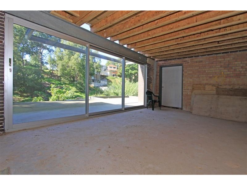 2B Loretta Avenue, Como NSW 2226