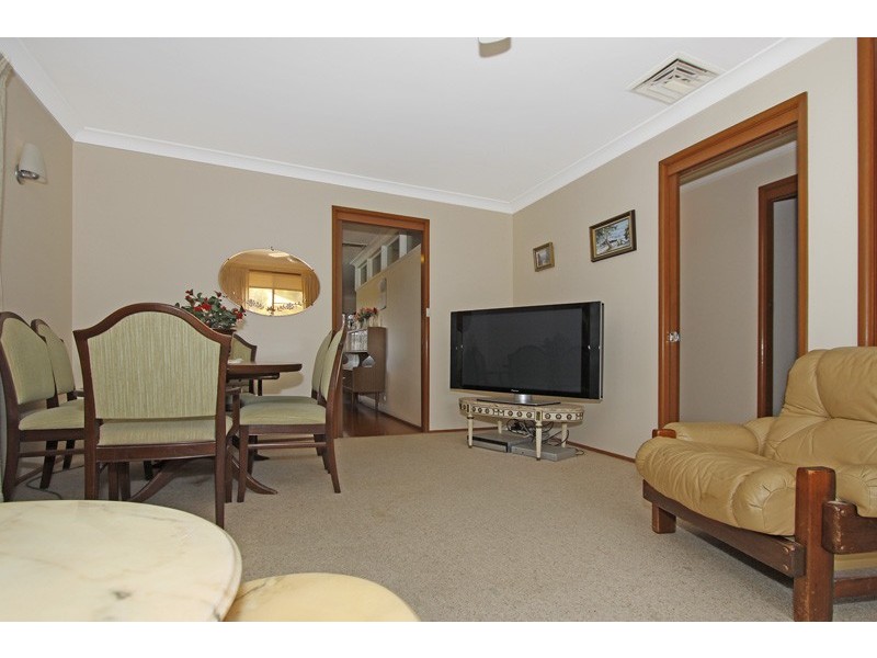 15 Banool Street, Kareela NSW 2232