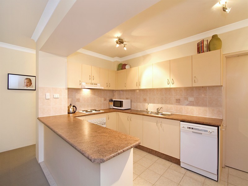 2/17  Willock Avenue, Miranda NSW 2228