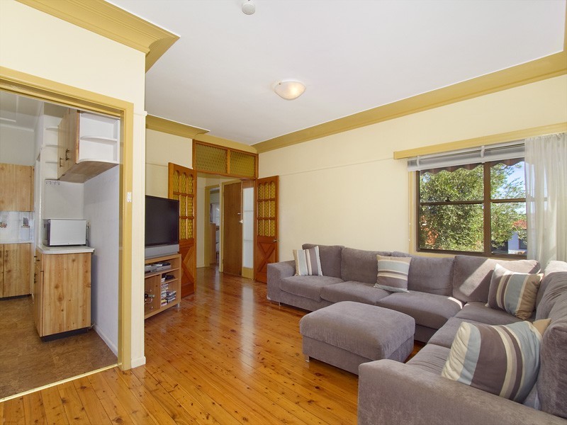 16 Ingara Avenue, Miranda NSW 2228