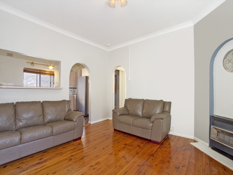 46 Glencoe Street, Sutherland NSW 2232