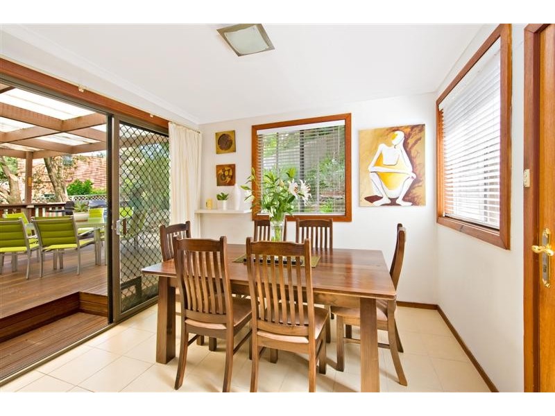 3 Mikarie Place, Kirrawee NSW 2232