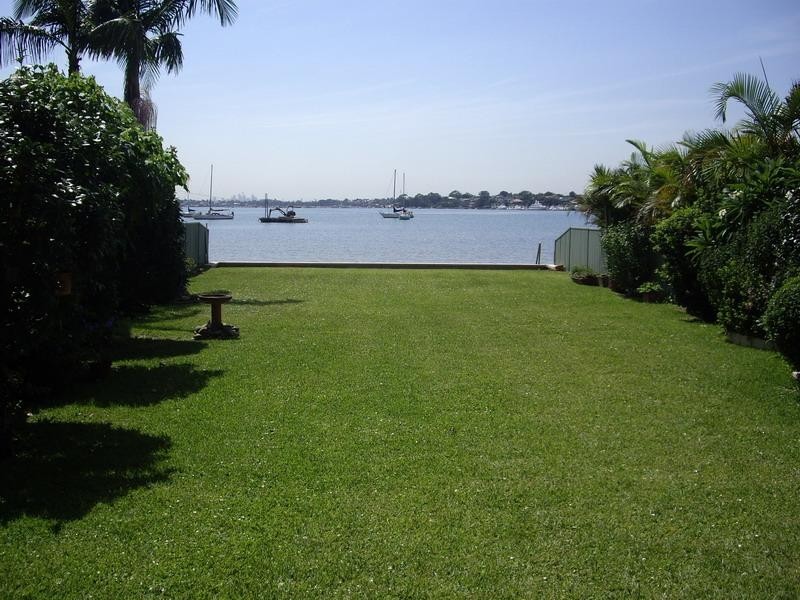 6A BELGRAVE ESPLANADE, Sylvania NSW 2224