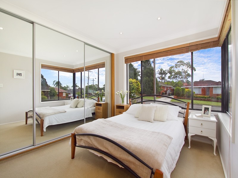 14 Vista Heights  Road, Miranda NSW 2228