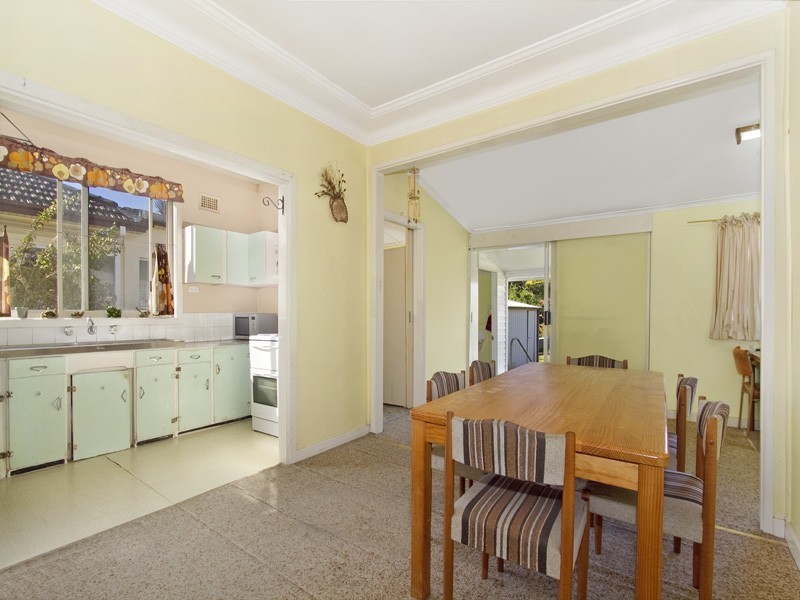 18 Edward Avenue, Miranda NSW 2228