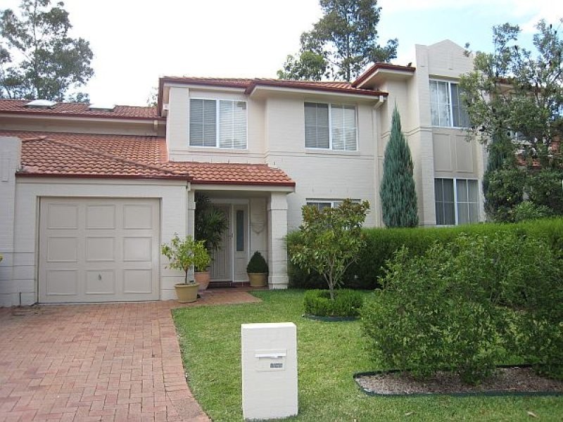 8 OAKWOOD WAY, Menai NSW 2234