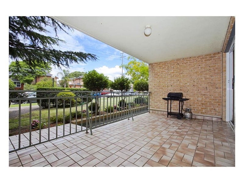 1/59-61 FLORA STREET, Kirrawee NSW 2232