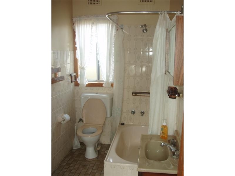 24 GRAYS POINT ROAD, Grays Point NSW 2232