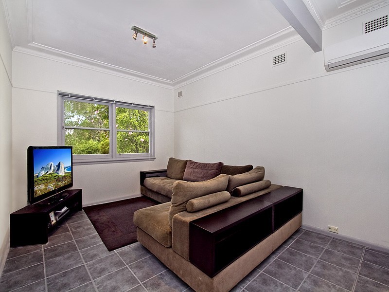 17a Eighth Avenue, Loftus NSW 2232