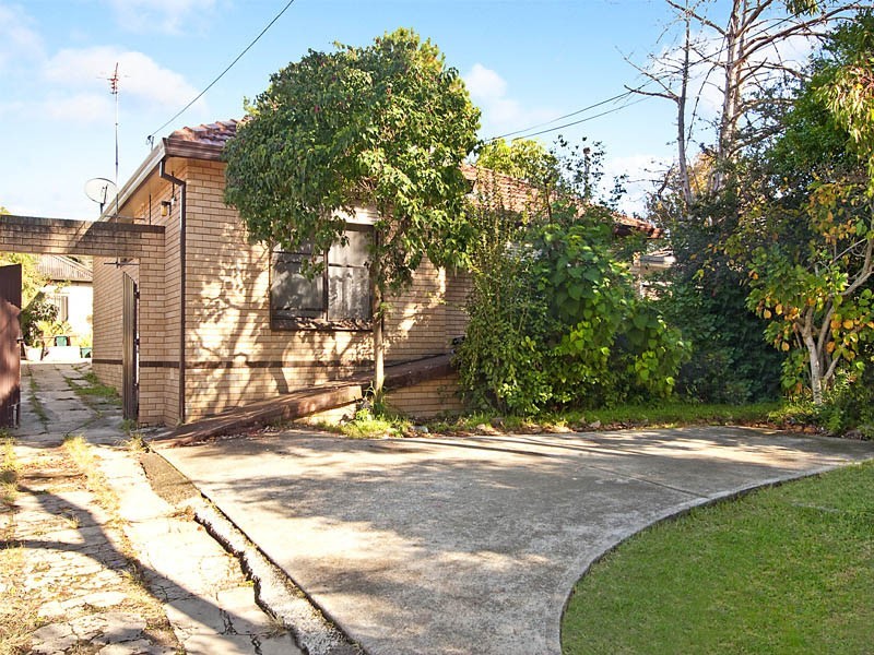 204  President Avenue, Miranda NSW 2228