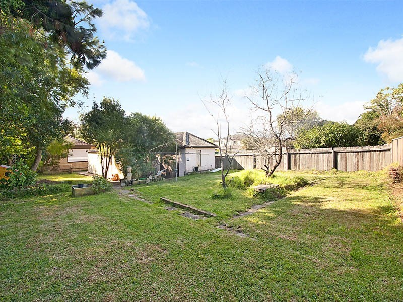204  President Avenue, Miranda NSW 2228